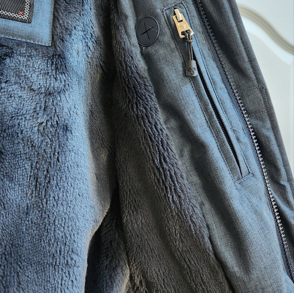 TNA Avoriaz Parka - Picture 7 of 14